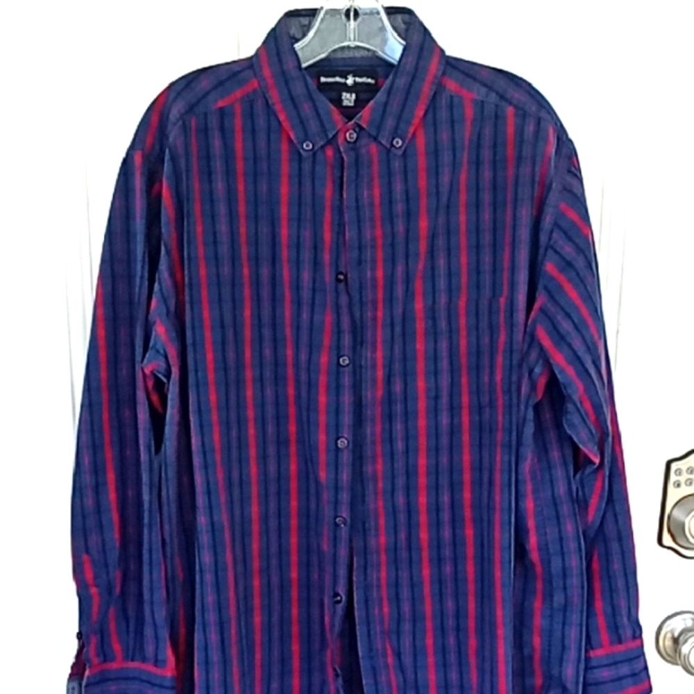 Men's Blue and Red Plaid Shirt Excellent Condition